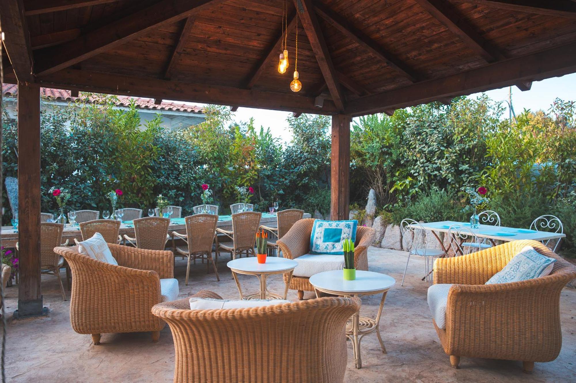 Hotel Ristorante S'Astore Benetutti Exterior photo