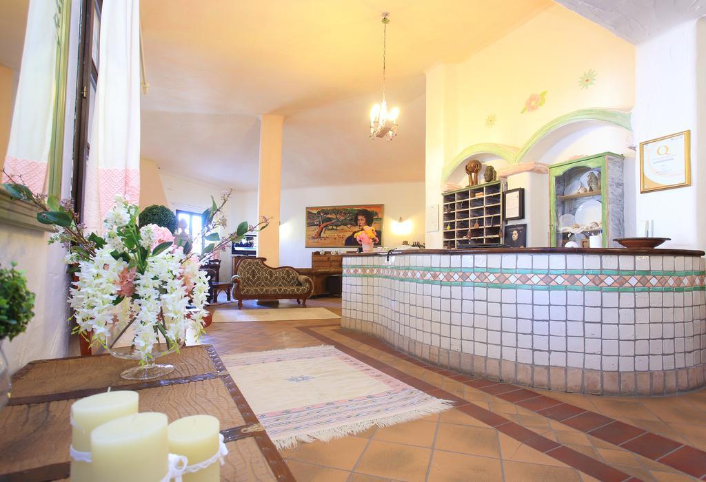 Hotel Ristorante S'Astore Benetutti Exterior photo